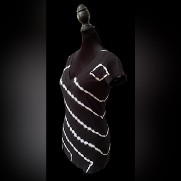 INC International Concepts: Short Sleeve Tee Shirt with embellishments - Picture 9 of 17